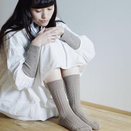 《 WOMEN 》 memeri / ウールコットンケーブルソックス ( 4 colors )