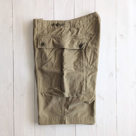《 UNISEX 》 H.UNIT / Back satin military shorts ( KHAKI )