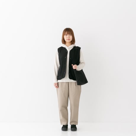《 UNISEX 》 RINEN / 綿ナイロンタイプライター 中綿ボンディング ベスト ( クロ )