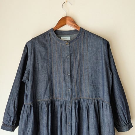 《 WOMEN 》 sosotto / 5.5ozデニム ビブヨークギャザーワンピース ( ワンウォッシュ )