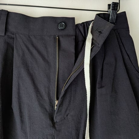 《 WOMEN 》 MANON / HEMP THREE TUCK WIDE PANTS ( BLACK )