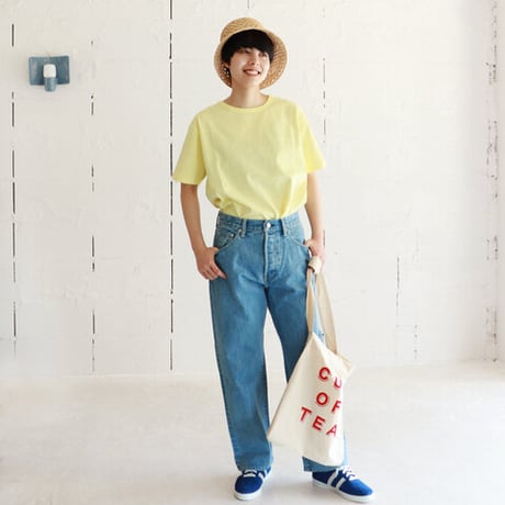 《 Unisex 》HATSKI / Crew Neck S/S Tee ( Vanilla )