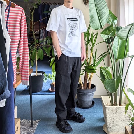 《 Unisex 》H.UNIT / H.UNIT DOGS print tee ( WHITE )