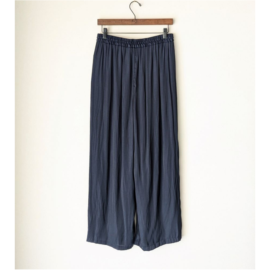 WOMEN 》sosotto / アンティークサテンギャザーパンツ ( ネイビー ) |