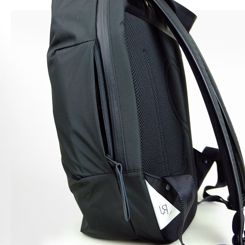 【新品】 LR by LIVERAL 【Egg pack (S)】バッグパック 楽天市場】LIVERAL Egg Pack リヴェラル エッグパック Sサイズ