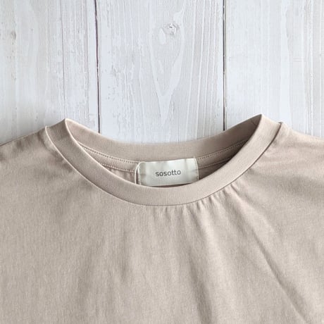 《 WOMEN 》 sosotto / 40/2シルケット天竺裾ドロストLIBERTYギャザースリーブTシャツ ( タン )