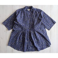 《 WOMEN 》 sosotto / LIBERTYフリルカラー梯子レースチュニックブラウス ( ブルー )