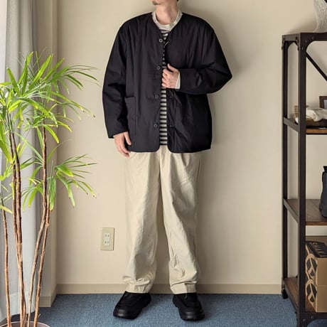 《 UNISEX 》 RINEN / 綿ナイロンタイプライター 中綿ボンディング ノーカラージャケット ( クロ )