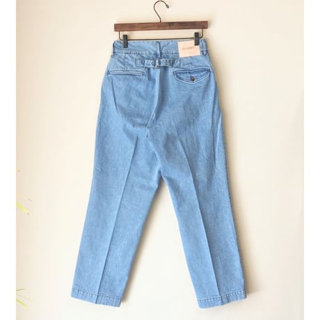 《 Unisex 》H.UNIT / Denim two tuck trousers ( Light Indigo )