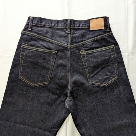 《 UNISEX 》HATSKI / Wide Tapered Denim  ( ONE WASH )