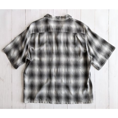 《 MEN 》 TOWNCRAFT / 60S OMBRE LOOP COLLAR S/S SHIRTS  ( GREY )