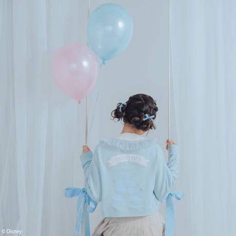 〈Disney / CINDERELLA〉dreamy castle sweatshirt