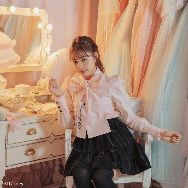 Disney / CINDERELLA〉ribbon frill blouse | LOBU