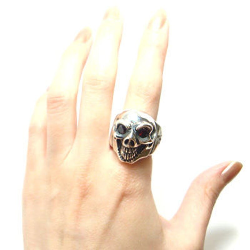 ビルウォールレザー / GOOD LUCK SKULL with STONE EYES / R