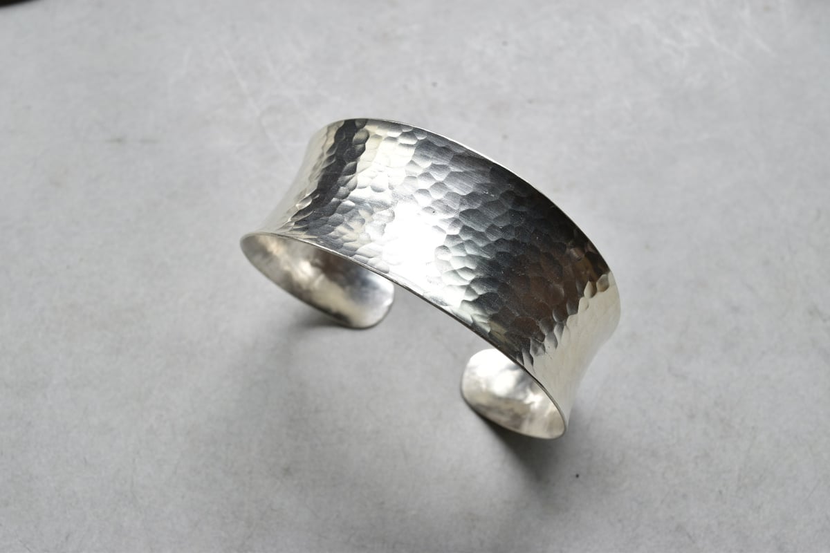 新品未使用　カレンシルバー　バングル　2点 カレンシルバーバングル Karen Silver Bangle