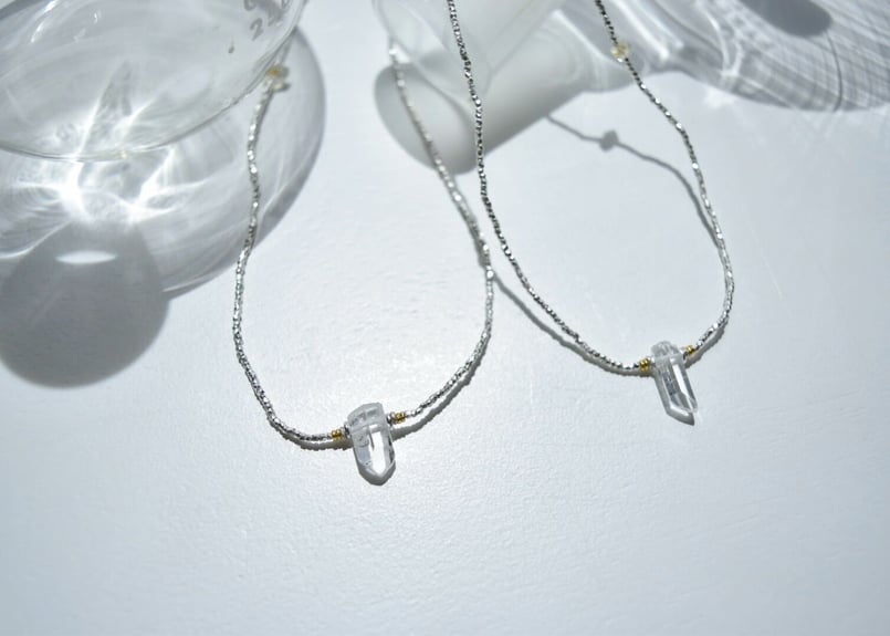 シルバールチルとカレンシルバー 一粒水晶とカレンシルバーのチョーカー【A】 37.5cm | YEAH