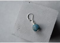 アンティークガラスビーズ一点ものピアス -blue○-