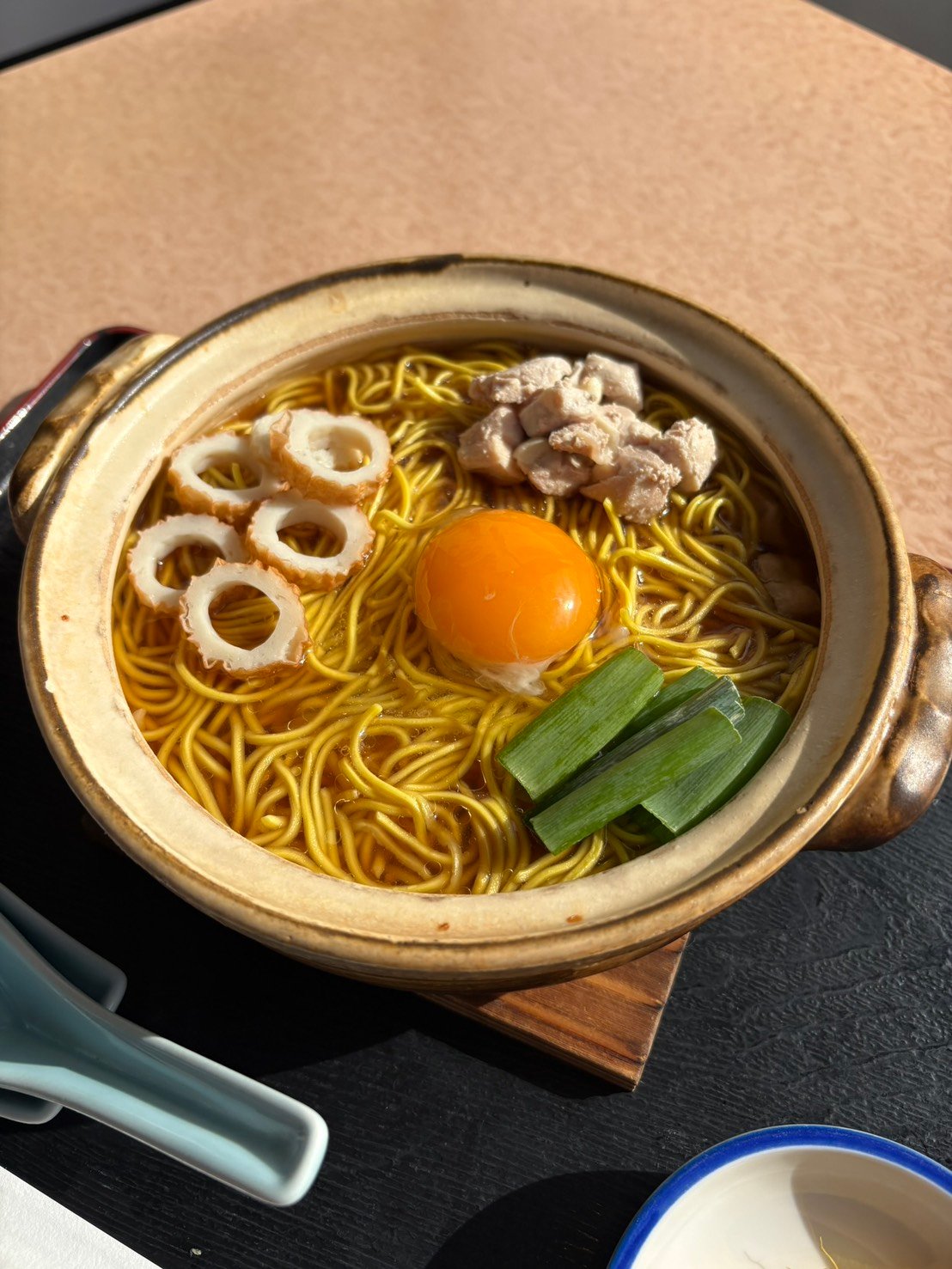 まゆみの店監修！ 鍋焼きラーメン | 道の駅 かわうその里 すさき