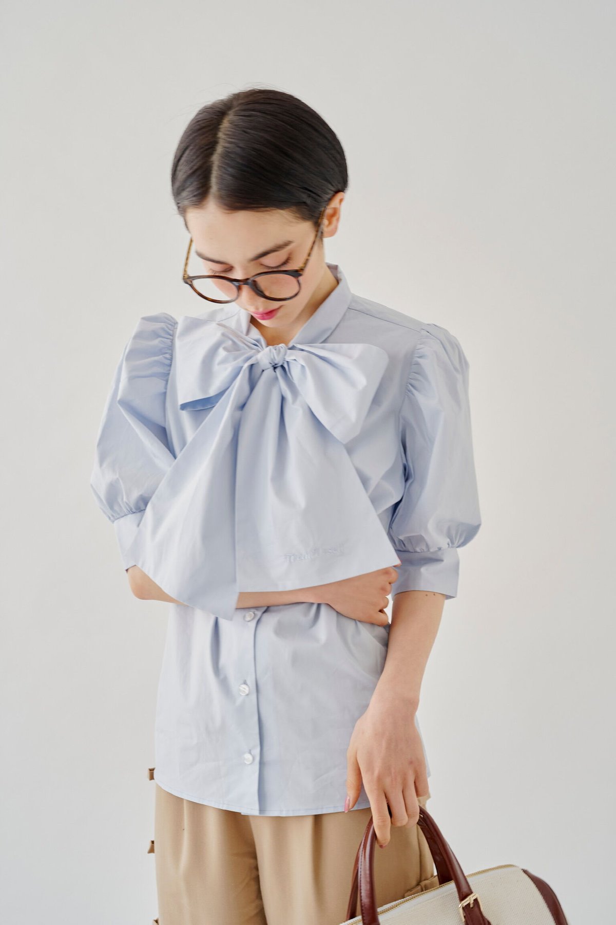 トリートユアセルフ Kitten ribbon tie blouse white