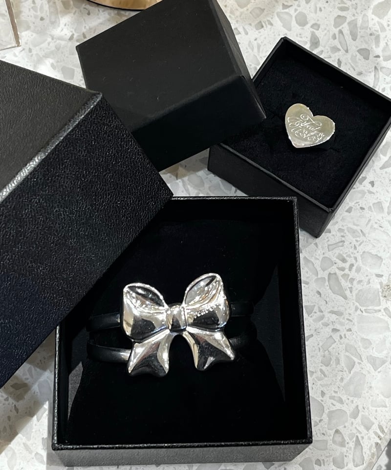 Treat Ürself ribbon bangle | Treat ürself Treat Ürself ribbon bangle | Treat ürself