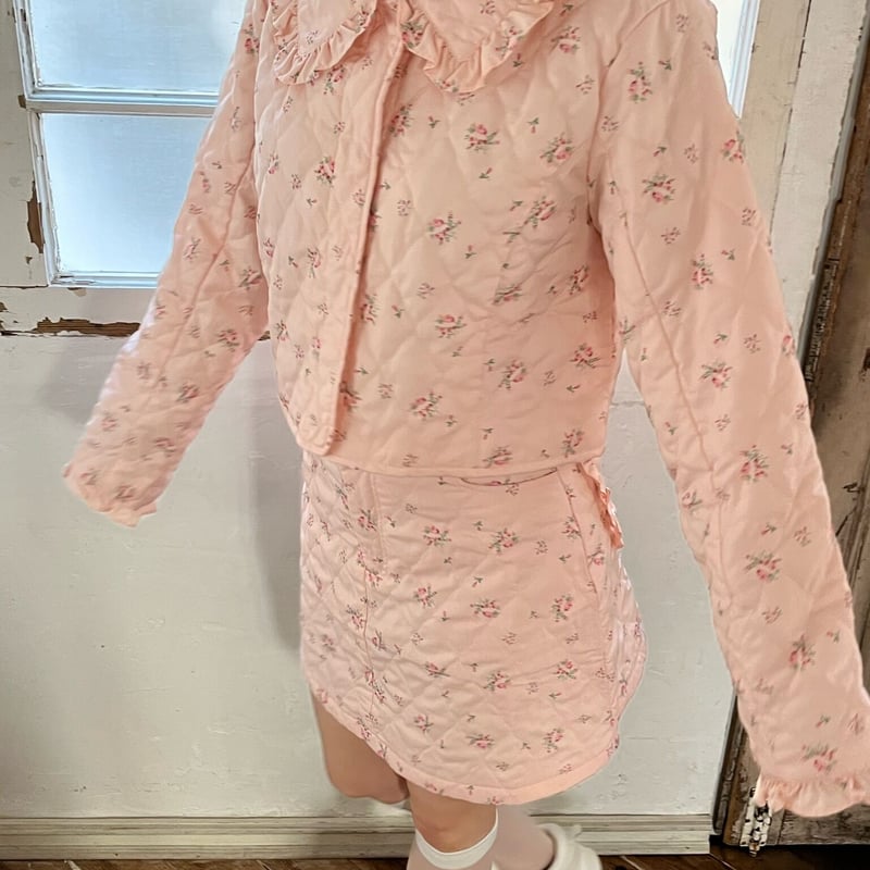 TINY ROSE 惜しく QUILTING セットアップ