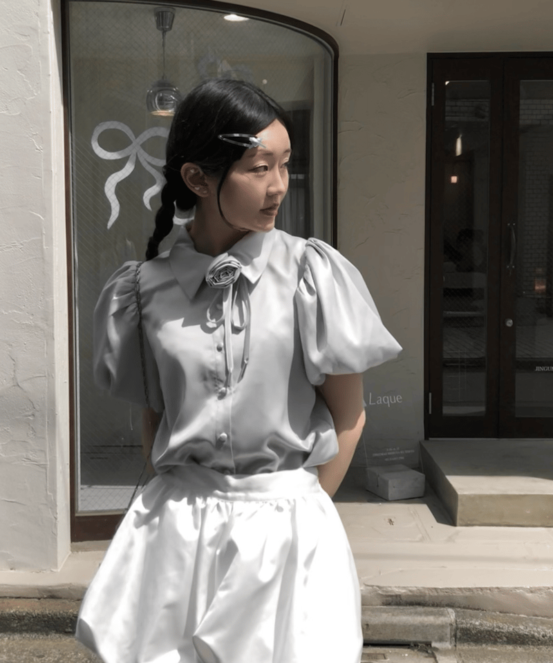 treatürself Rosechoker satin puff blouse Blooming ファッション TreatUrself Rosechoker satin puff blouse