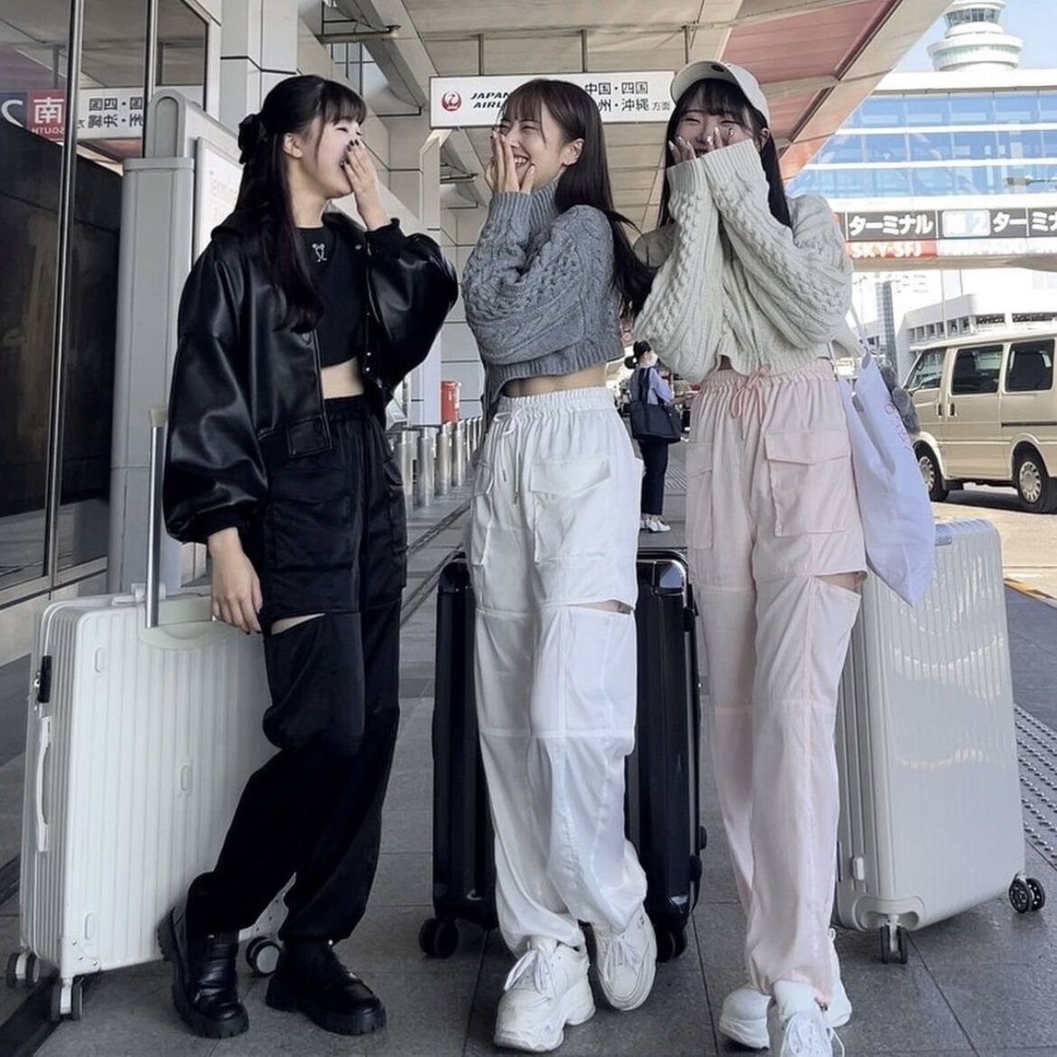 milky cargo pants | Treat ürself milky cargo pants | Treat ürself