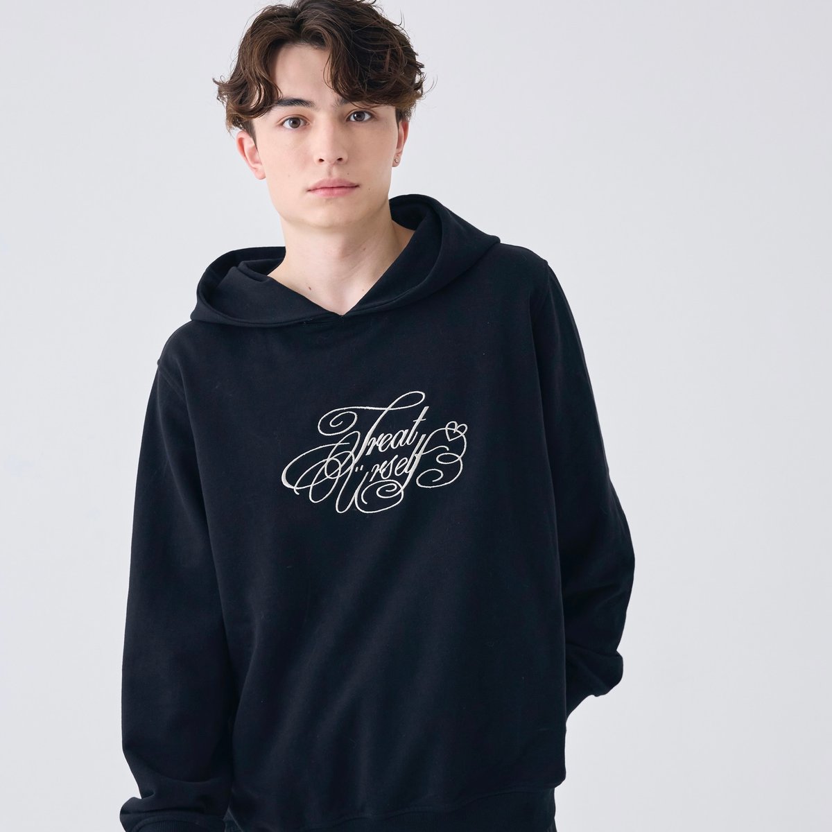再販なし 新品 Treat Ürself logo sweat Bordeaux Treat Ürself logo hoodie | Treat ürself