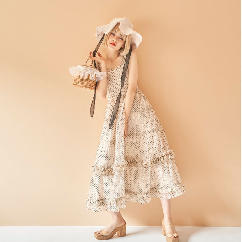 新品未使用未開封ですBallerina tulle one piece TreatÜrself