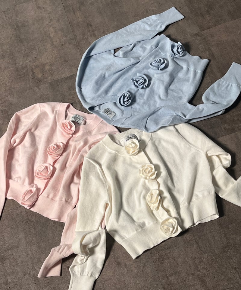 Rose flower motif cardigan | Treat ürself Rose flower motif cardigan | Treat ürself