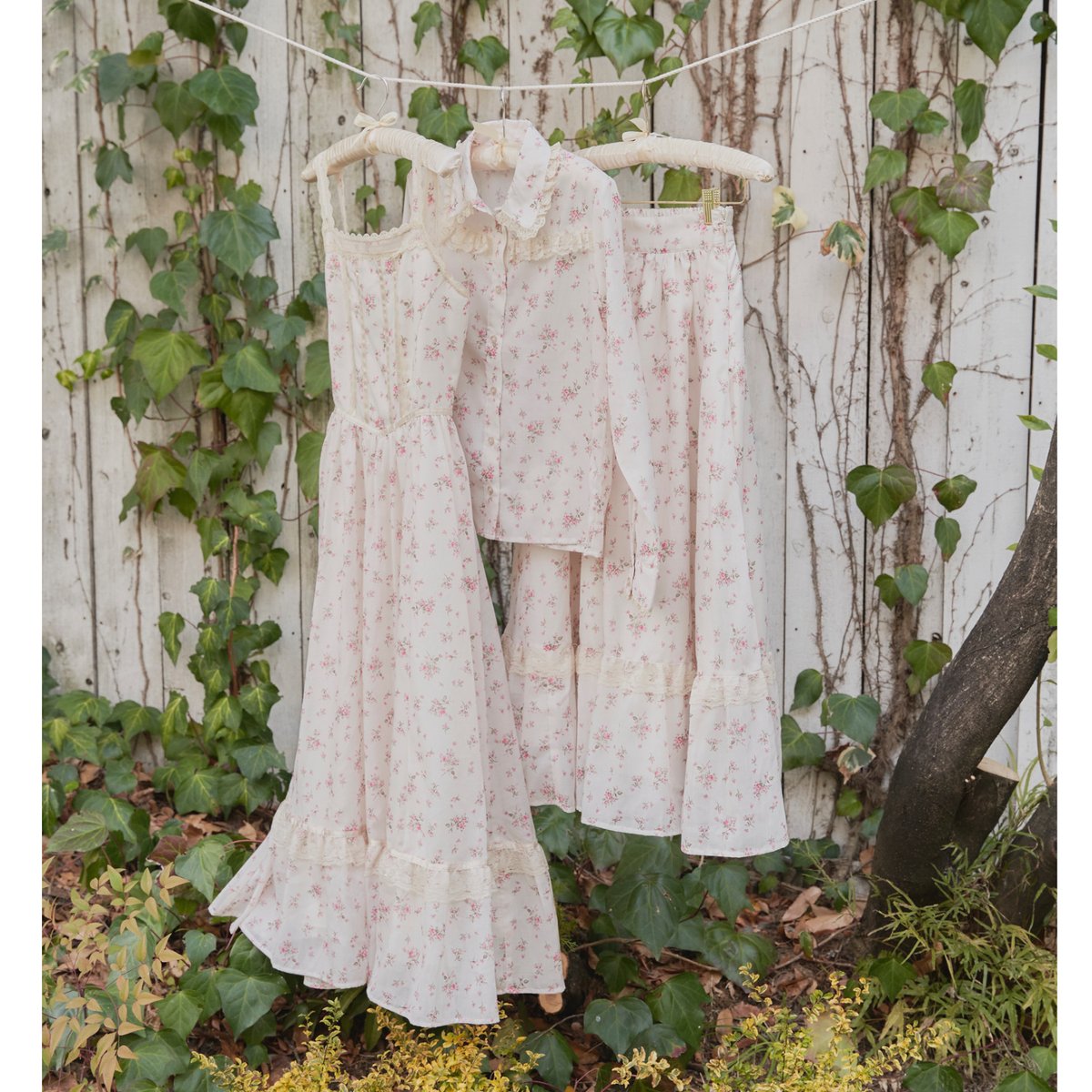 Floral vintage like dress | Treat ürself Floral vintage like dress | Treat ürself