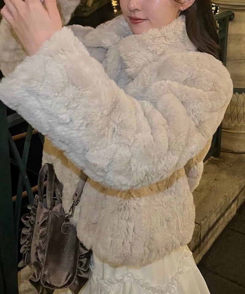 毛皮/ファーコート Bunny curly fur coat (gray) - 毛皮/ファー 毛皮/ファーコート Bunny curly fur coat (gray) - 毛皮/ファー