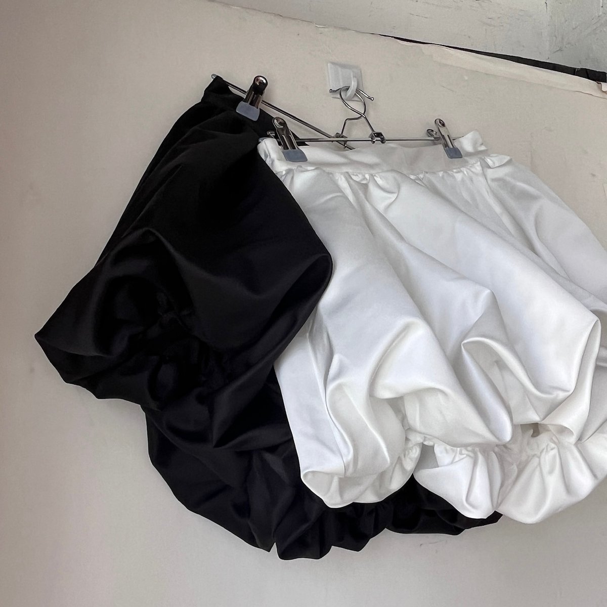 satin balloon short pants | Treat ürself satin balloon short pants | Treat ürself