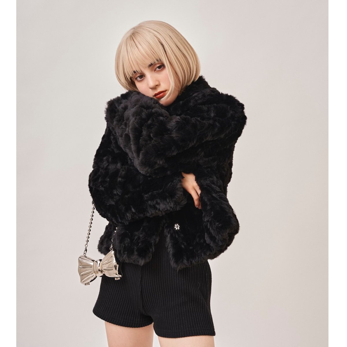 Bunny curly fur coat (black) | Treat ürself