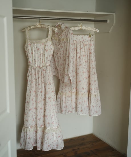 Floral vintage like dress