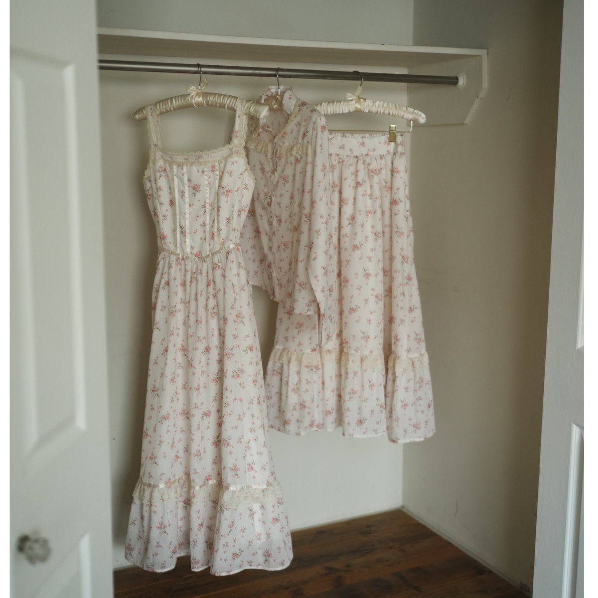 Floral vintage like dress | Treat ürself Floral vintage like dress | Treat ürself