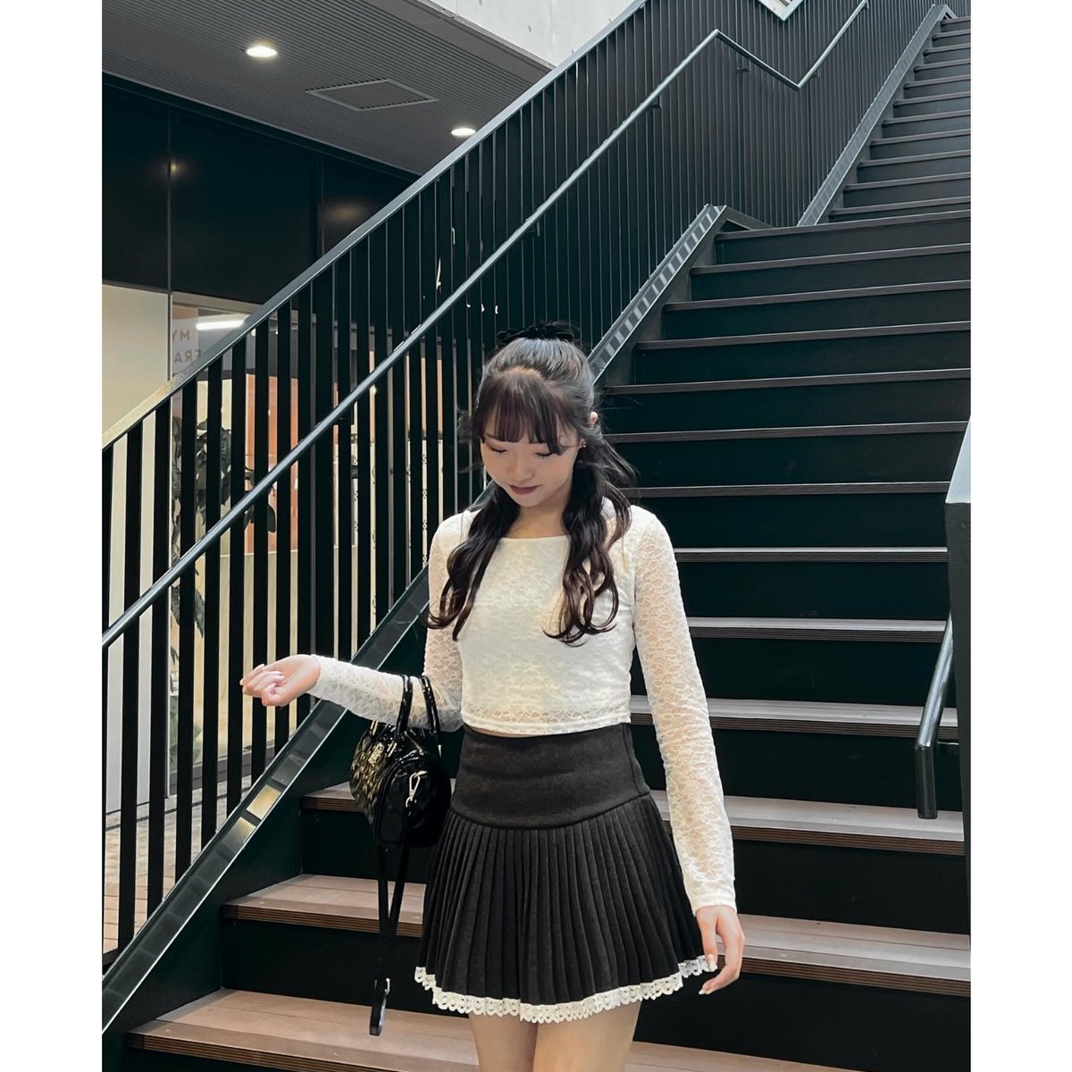 lace tape pleats mini skirt | Treat ürself lace tape pleats mini skirt | Treat ürself