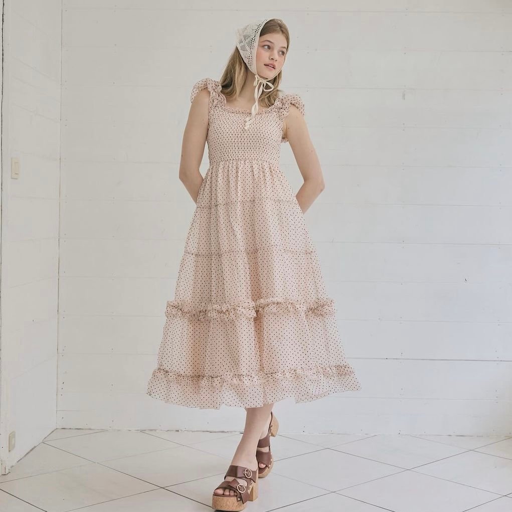 Treat Ürself Ballerina dot tulle op gray Ballerina