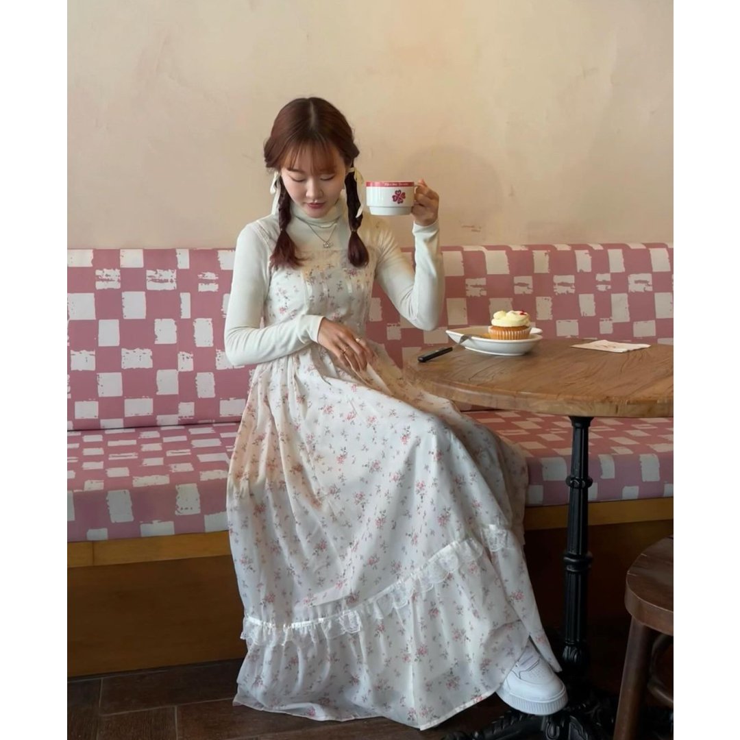 Floral vintage like dress | Treat ürself