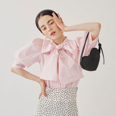 Treat ürself  dot classical puff blouse