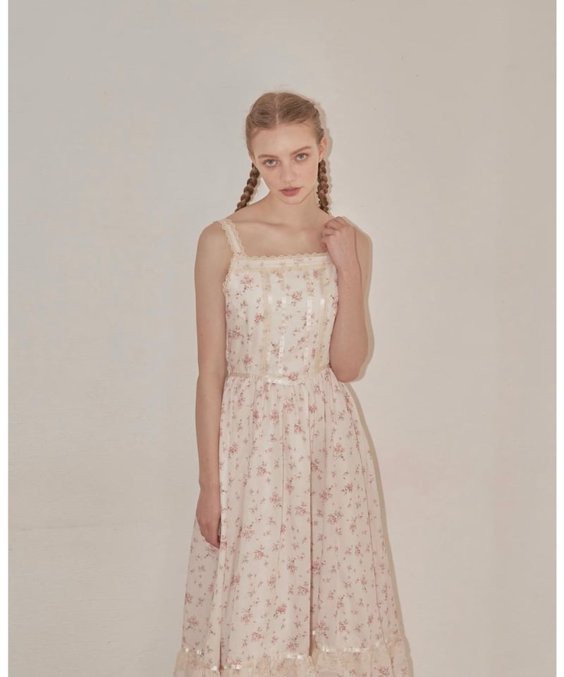 Treat urself Floral vintage like dress