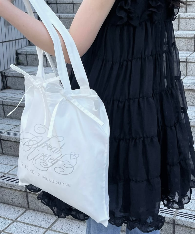 Ribbon logo tote bag | Treat ürself