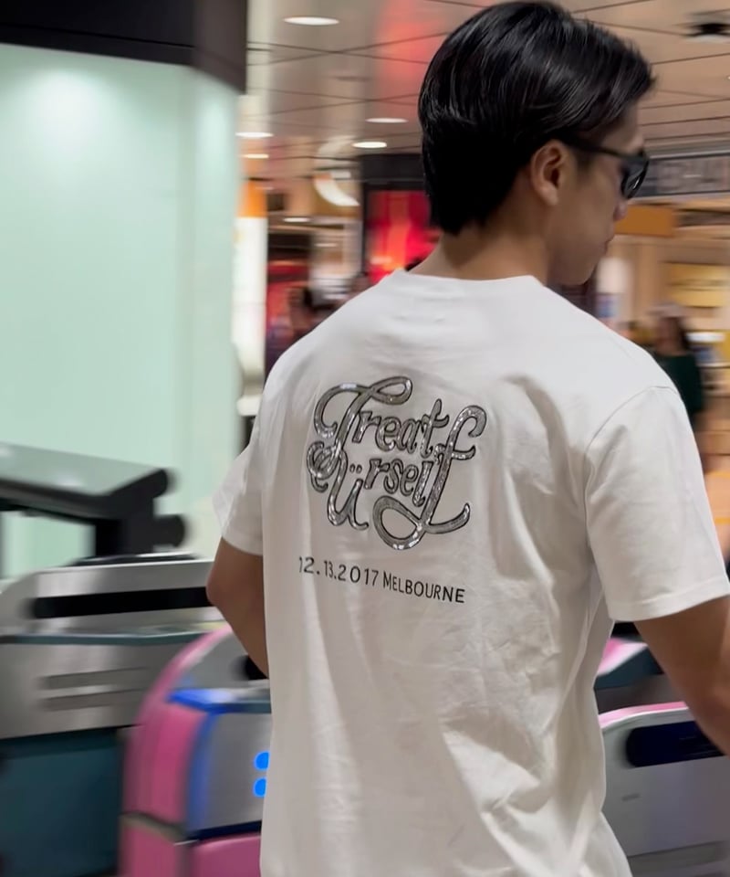 Treat Ürself logo unisex T-shirts Treat Ürself logo unisex T-shirts | Treat ürself - トップス