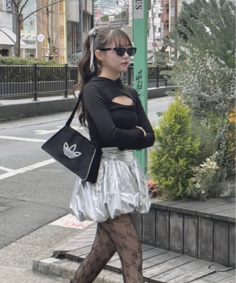metallic balloon short pants
