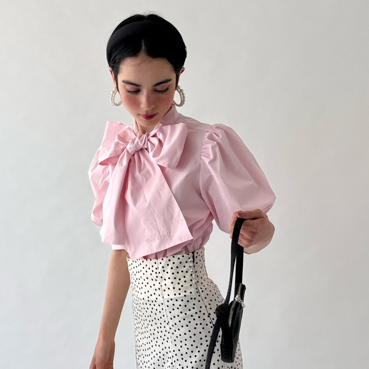 トップスfrill frill bowtie blouse/ pink/ akiki