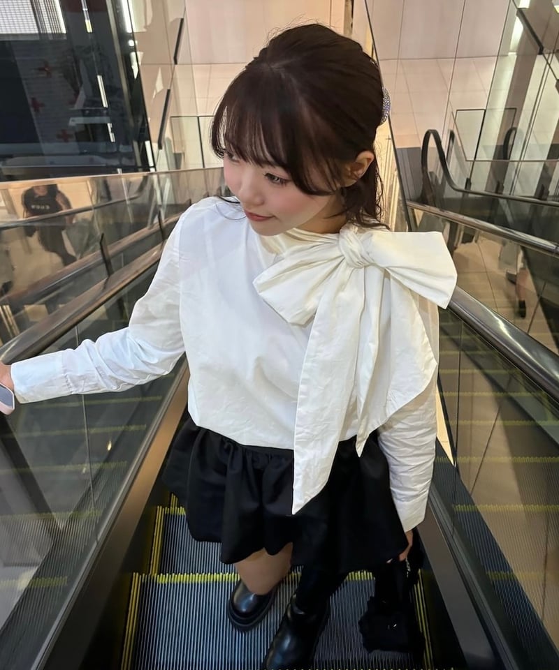 basic ribbon tie blouse | Treat ürself