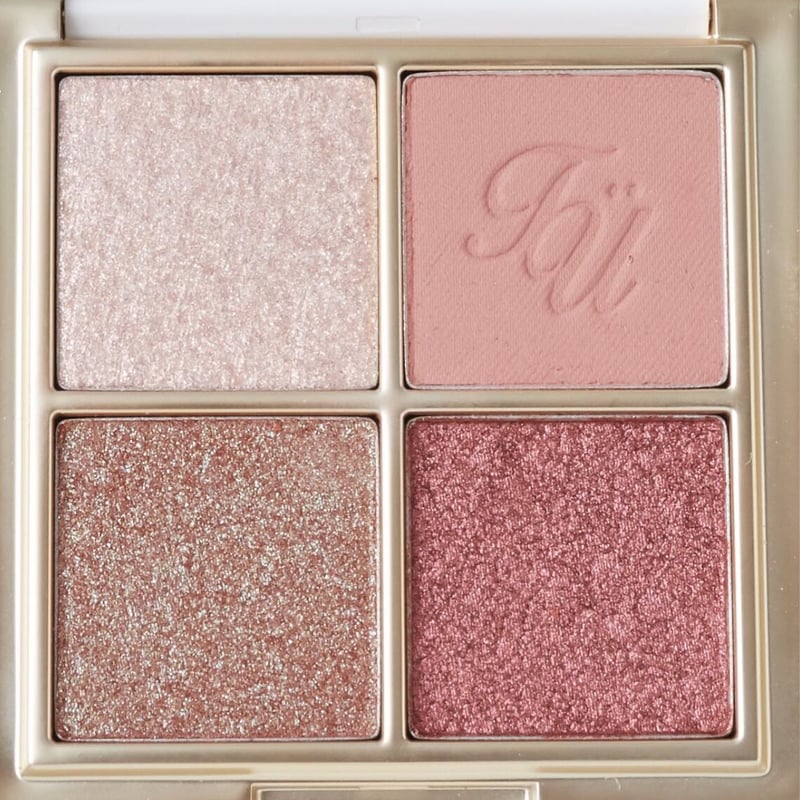 FASHION COSMETIC <Eyeshadow pallet > | Treat ür...