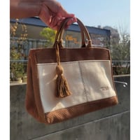 TACHI-NU　タッセルトートSサイズ　キャメル　チャコール