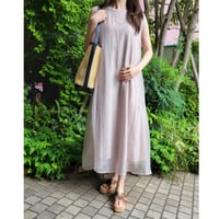 シアーノースリーブワンピース　ベージュ