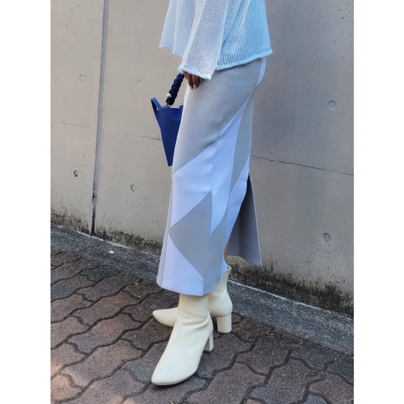 幾何学柄Iラインロングニットスカート 白ホワイト×グレー | Huntress 